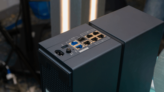 全球首款Wi-Fi8路由开预售！最高19Gbps 价格近六千